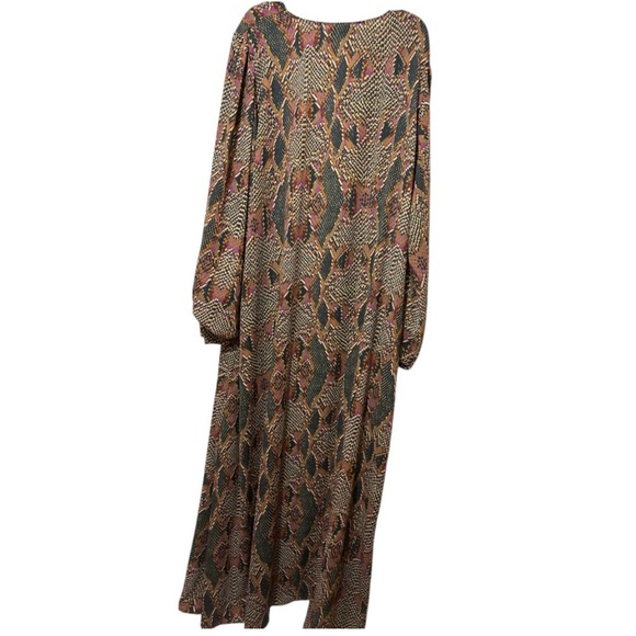 Elegant Multicolor Maxi Dress - Picture 2 of 8